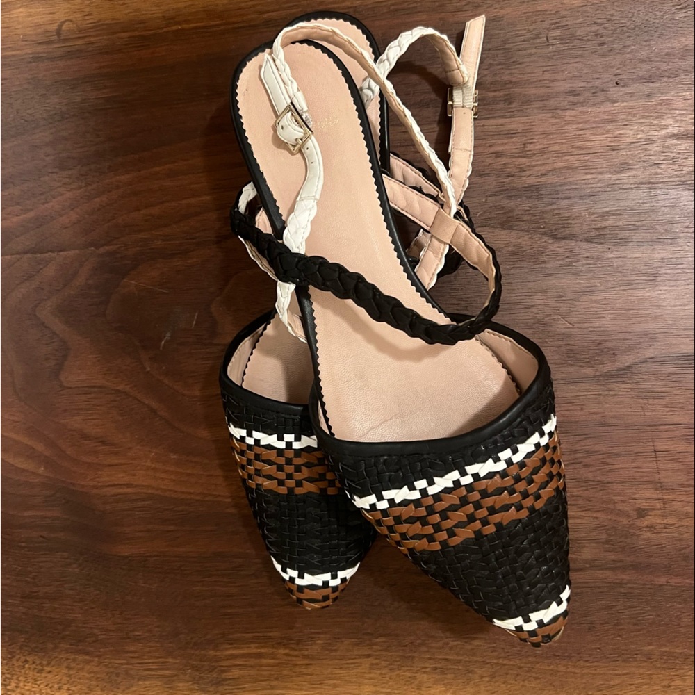 Vegan leather woven Tri color Mary Jane flats, size 9 - Picture 6 of 7